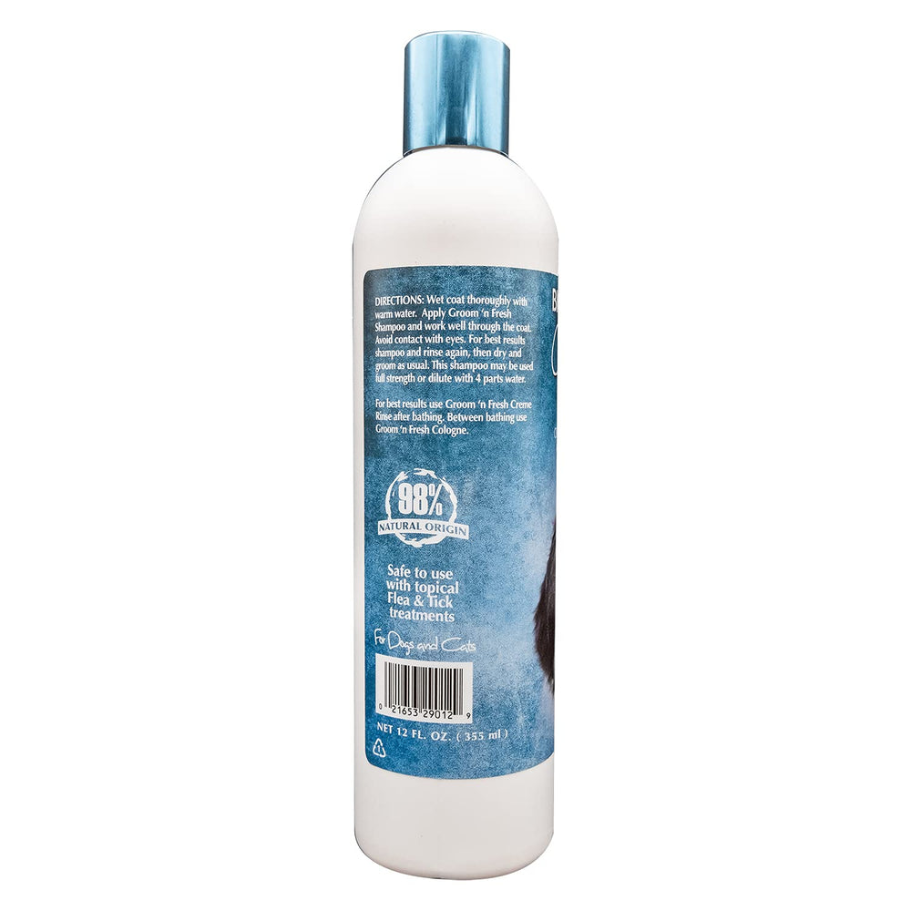 Bio-Groom Groom'n Fresh foam creates rich lather to cleanse coats and rehydrate skin.