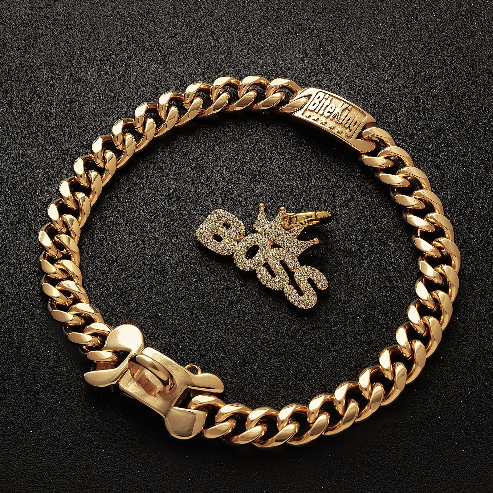 BiteKing durable welded-links collar demonstrates ultra-strong construction for outdoor adventures.