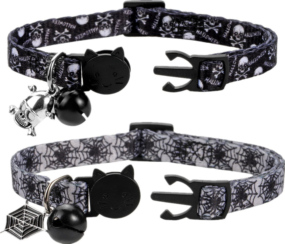 BoomBone quick-release buckle on Halloween collar for safety