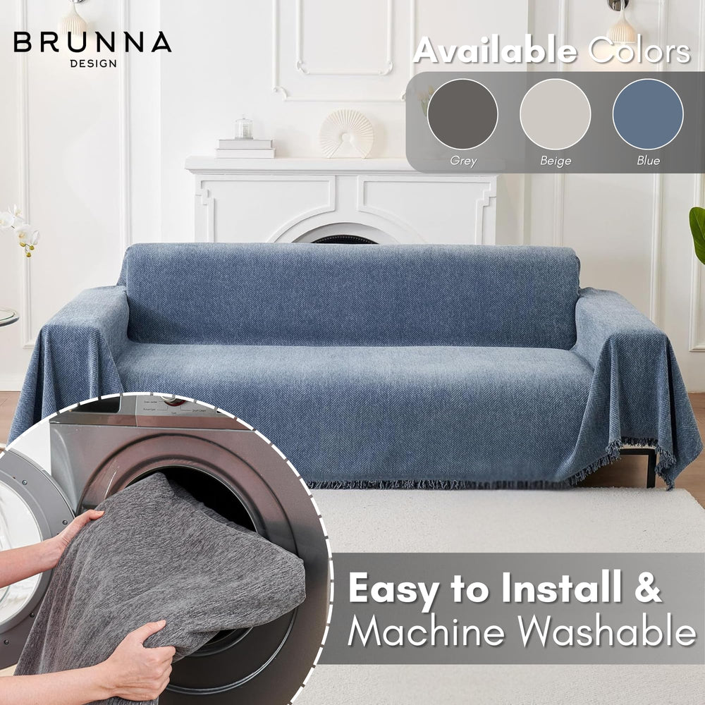 BRUNNA DESIGN cozy living-room setup with universal sofa cover.