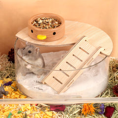 BUCATSTATE low-dust formula supports cleaner air during pet baths.