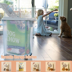 Buddeez roll-away lid-open demonstrates one-handed access for quick feeding.