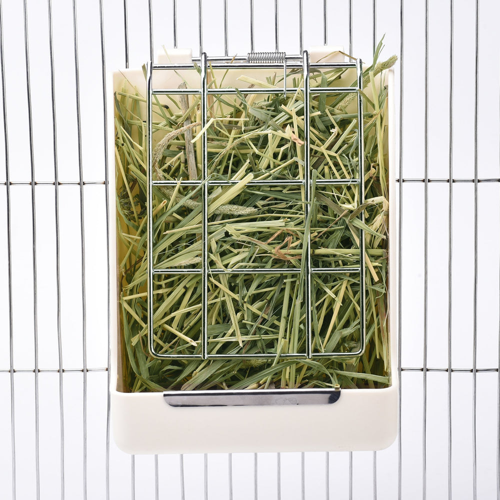 CALPALMY hay feeder supports rabbits, guinea pigs, and chinchillas with minimal spill.
