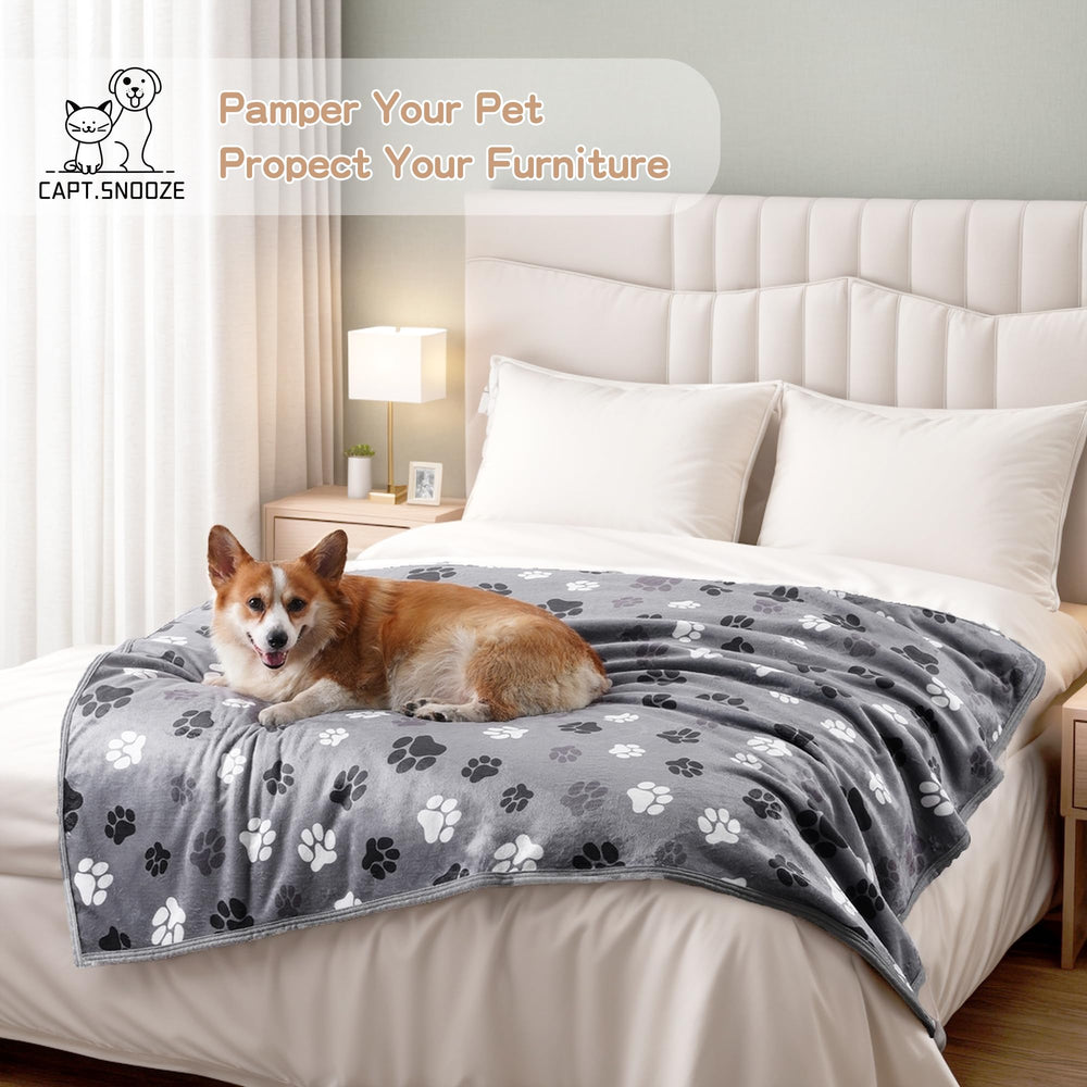 CAPT.SNOOZE machine-washable fabric close-up for easy cleaning.