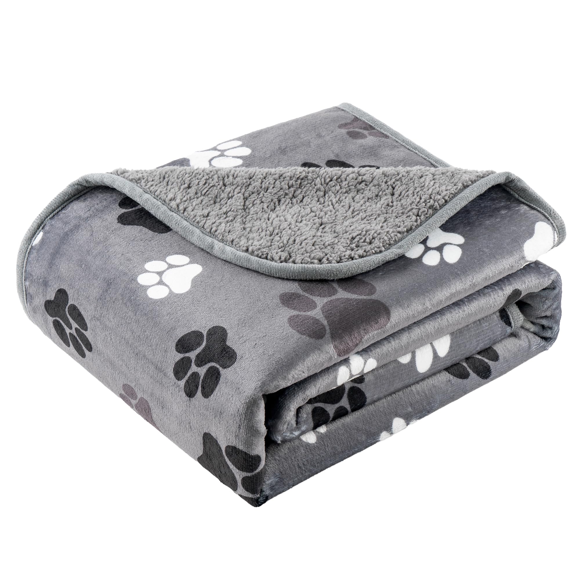 CAPT.SNOOZE waterproof dog blanket front view protects furniture from spills.