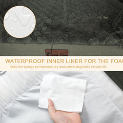 Casa Paw non-slip bottom image emphasizes flooring grip and bed stability during play.