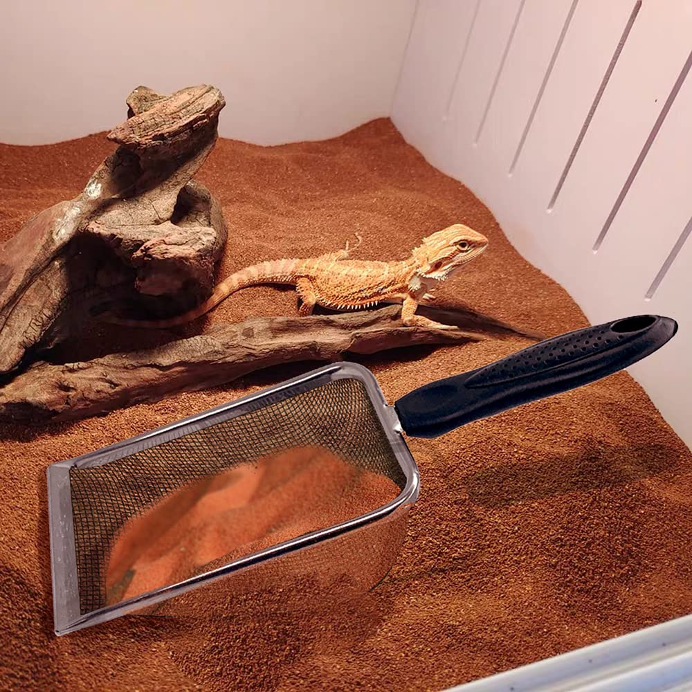 Casidoxi Falltail tortoise habitat setup demonstrates versatile fine-mesh cleaning tool.