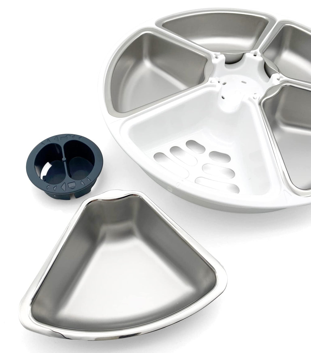 Cat Mate insert pictured as dishwasher-safe for quick cleaning after meals.