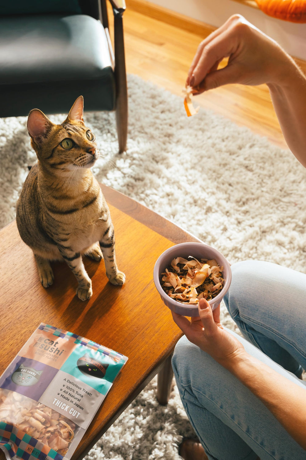 Cat Sushi humangrade bonito tuna image emphasizes restaurant-quality sourcing