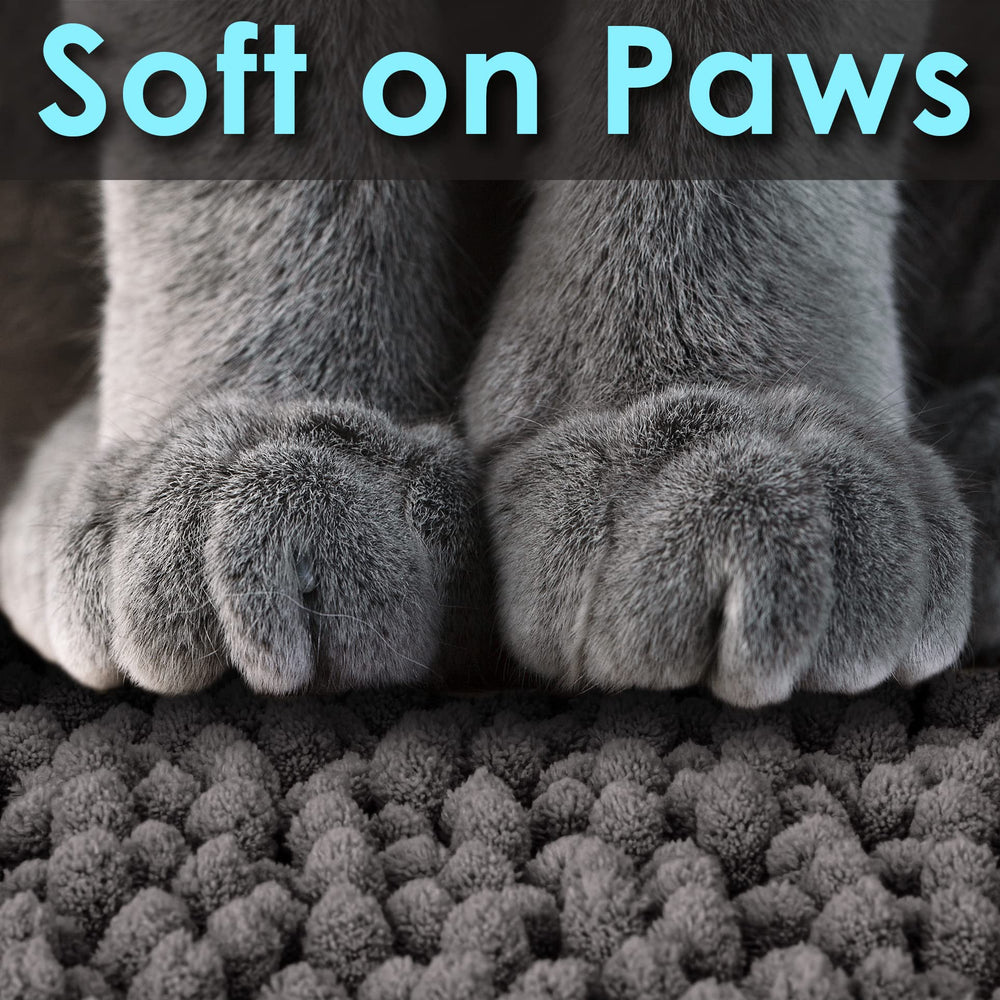 CatGuru non slip backing keeps mat in place on smooth floors