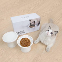 CEEFU ergonomic design keeps pet dining in a natural, comfortable position.