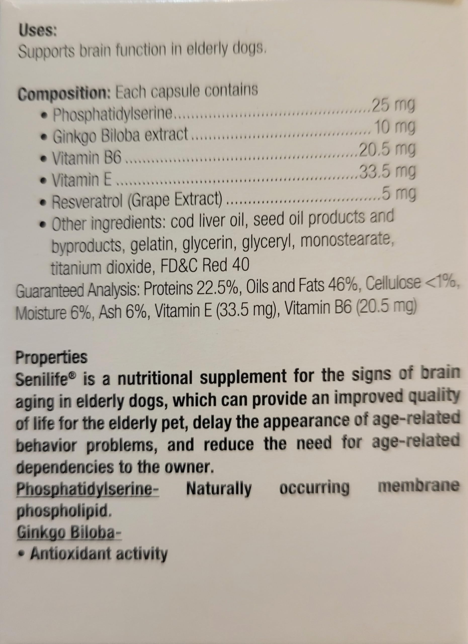 Ceva Senilife packaging box highlights brain health benefits for elderly dogs.