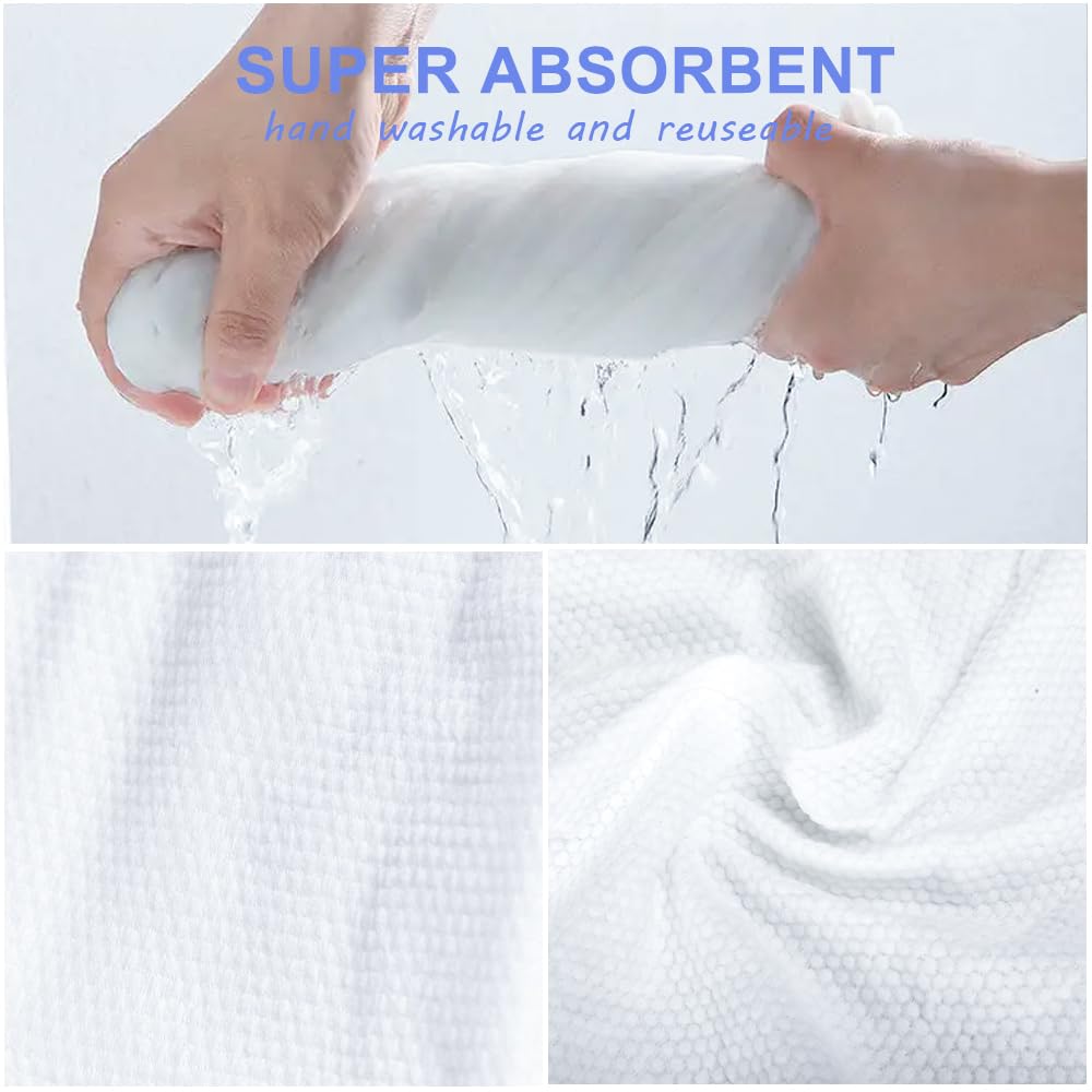 CHANHOO soft-touch towel gentle on fur during pampering sessions