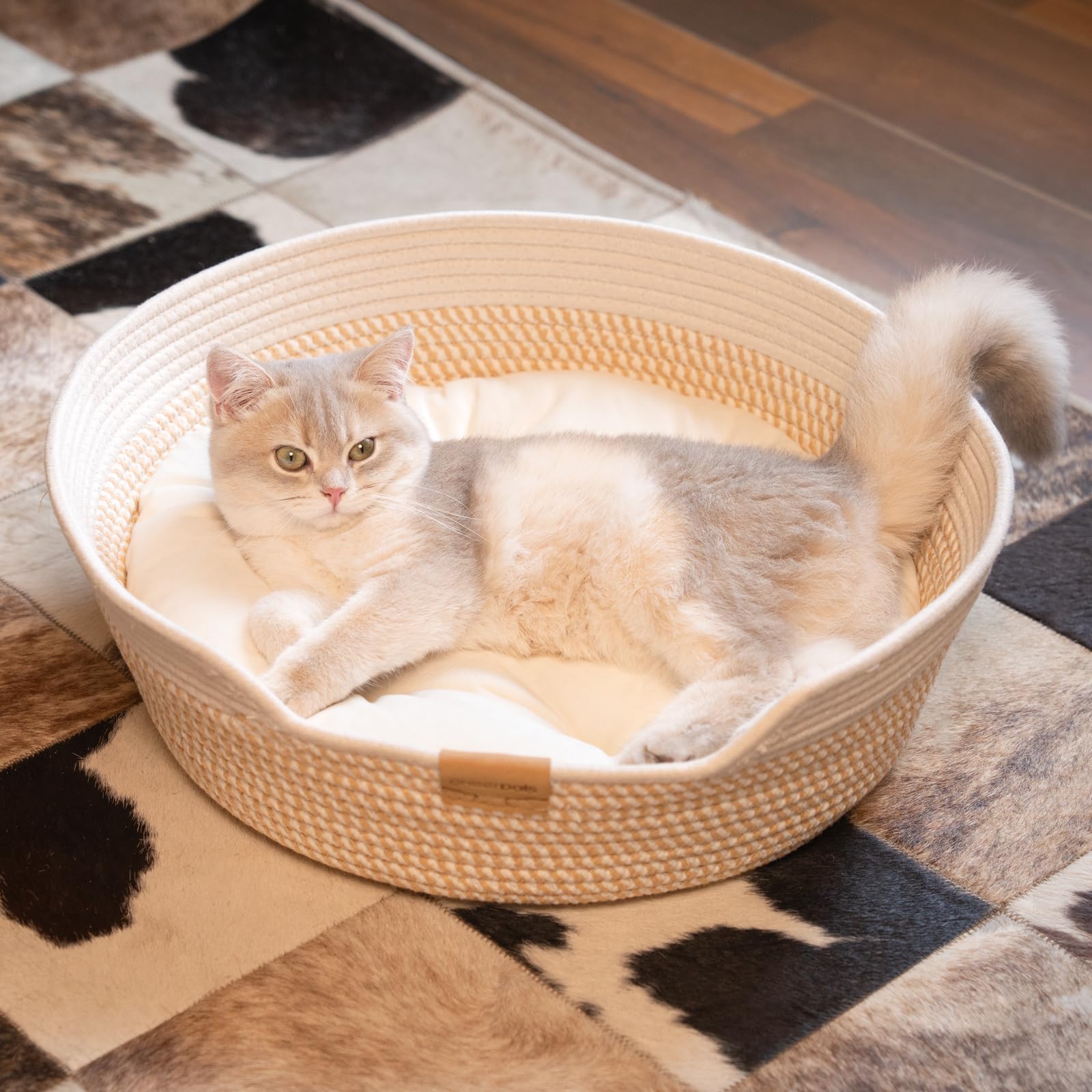 CHEERHOME PETS cushion stays fluffy even after washing for easy care