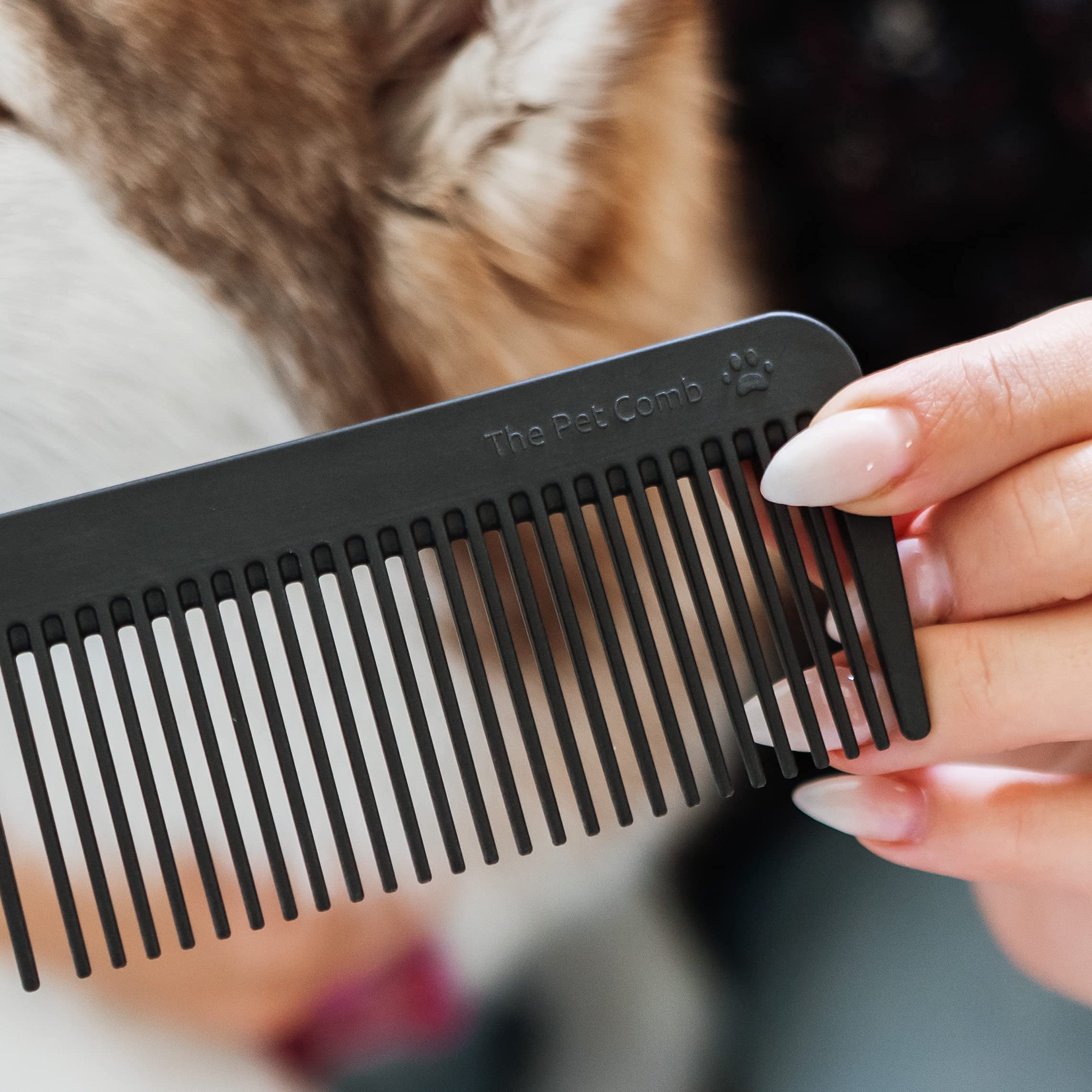 Chicago Comb No. 9 Pet rounded tips support comfortable grooming