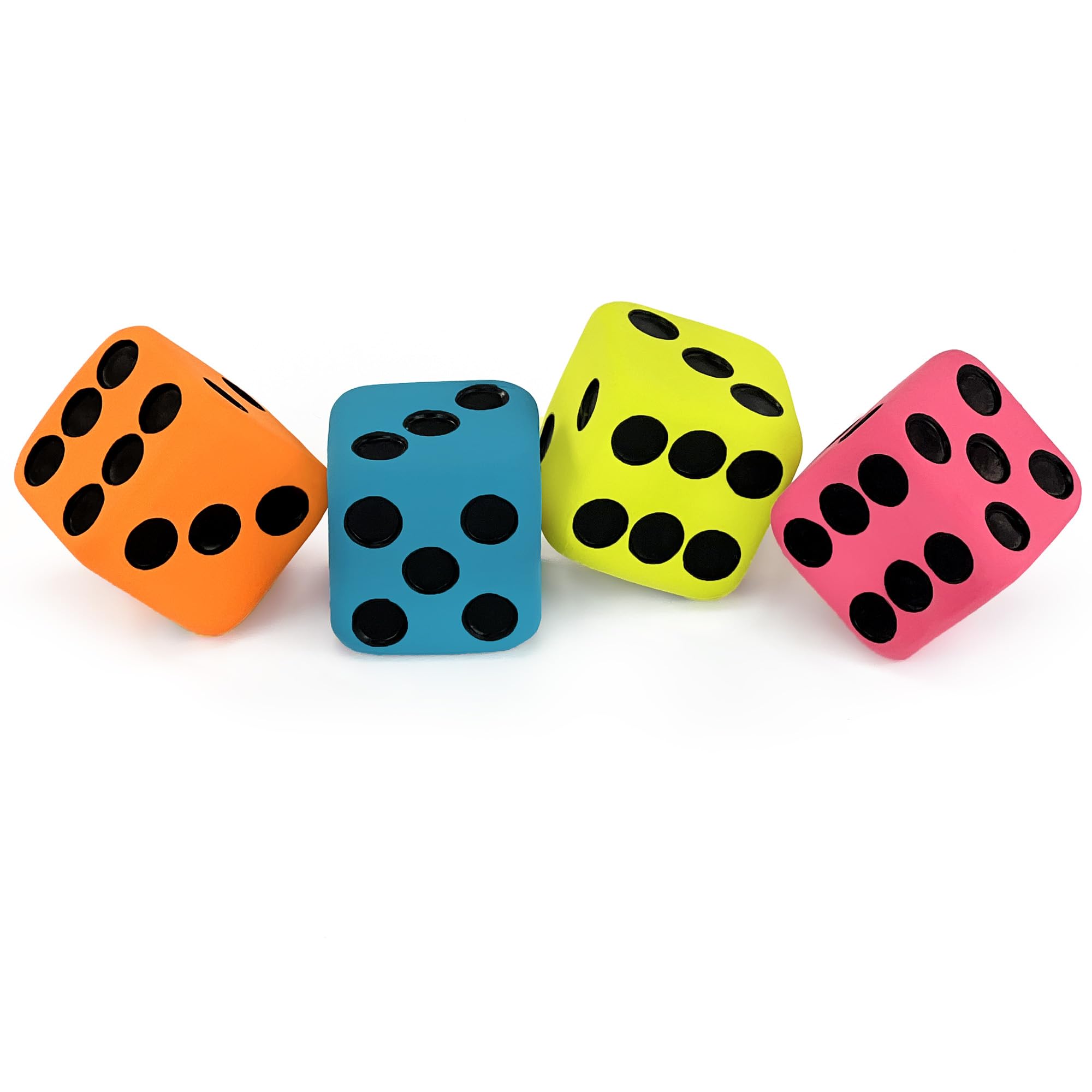 CHIWAVA dice toy small-dog-setup shows suitable size for dogs under 11 kg.