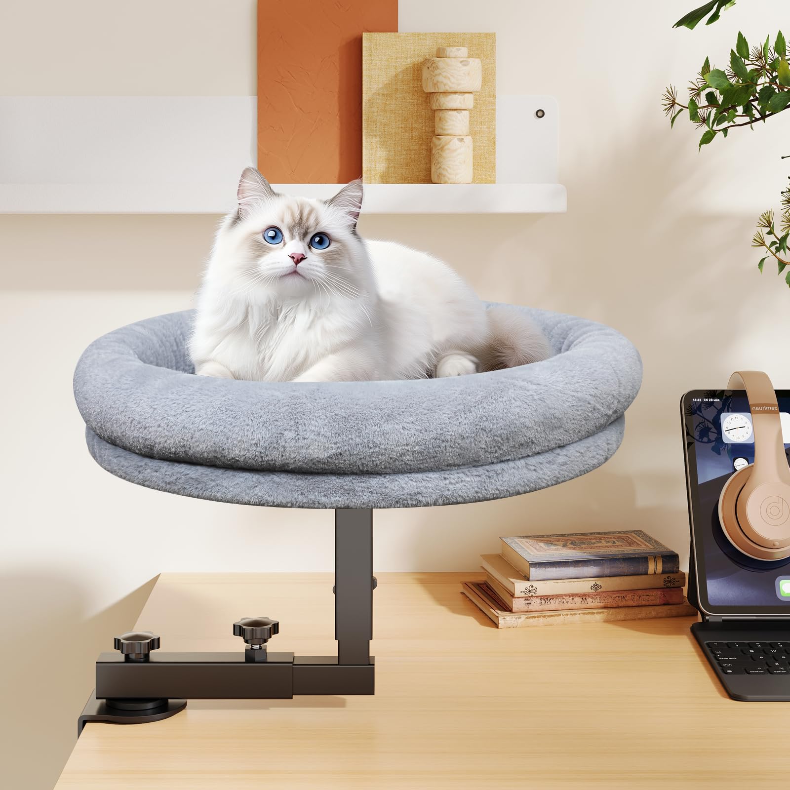 Chloraeon cat desk bed on-desk setup; ready for immediate use.