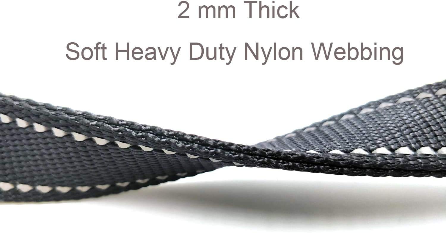 CHMETE up-to-80lbs short leash suitable for medium and large dogs on city walks.
