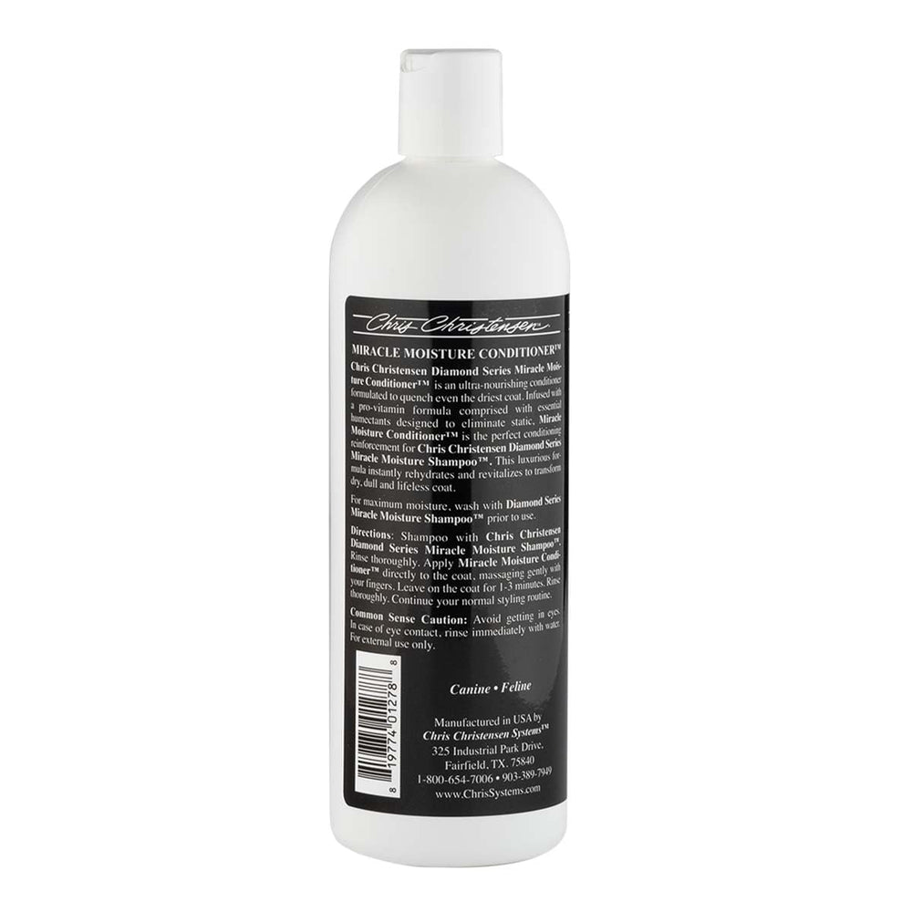 Diamond Series Miracle Moisture texture image showing rich cream for soft, shiny coats