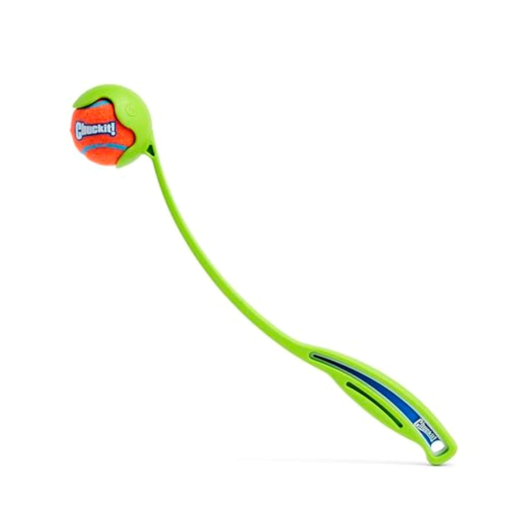 Chuckit! Sport 14S launcher side view shows ergonomic handle for easier throws.