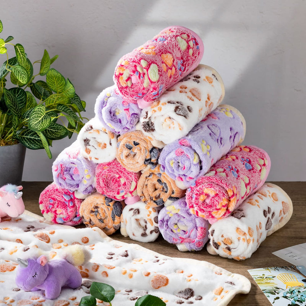 Chumia soft fluffy fleece closeup shows plush texture and quick-dry care