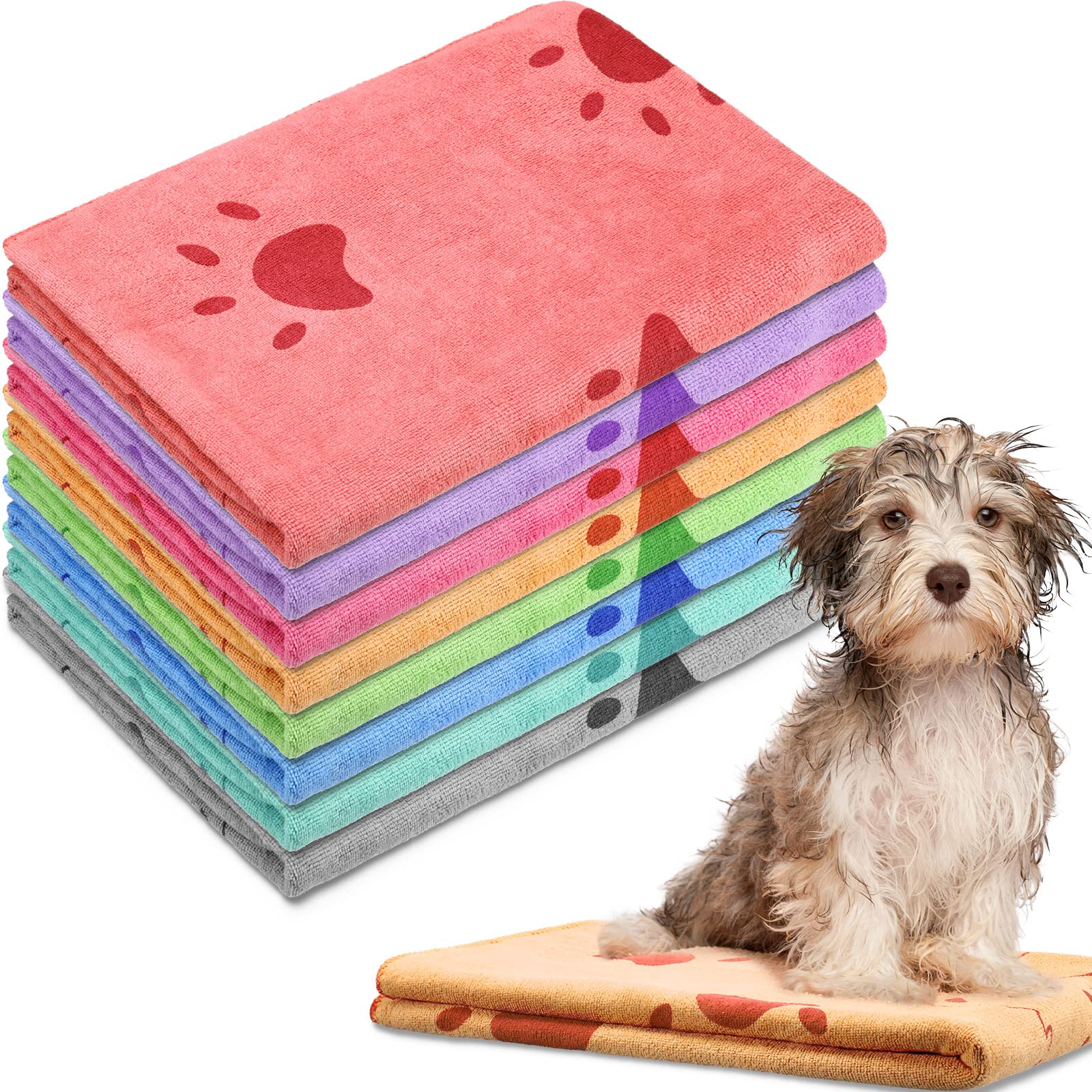 Chumia dog towel close-up shows absorbent microfiber texture for quick drying.