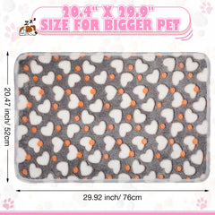 Chumia paw-pattern fleece blanket highlights playful style while offering soft comfort on any surface.