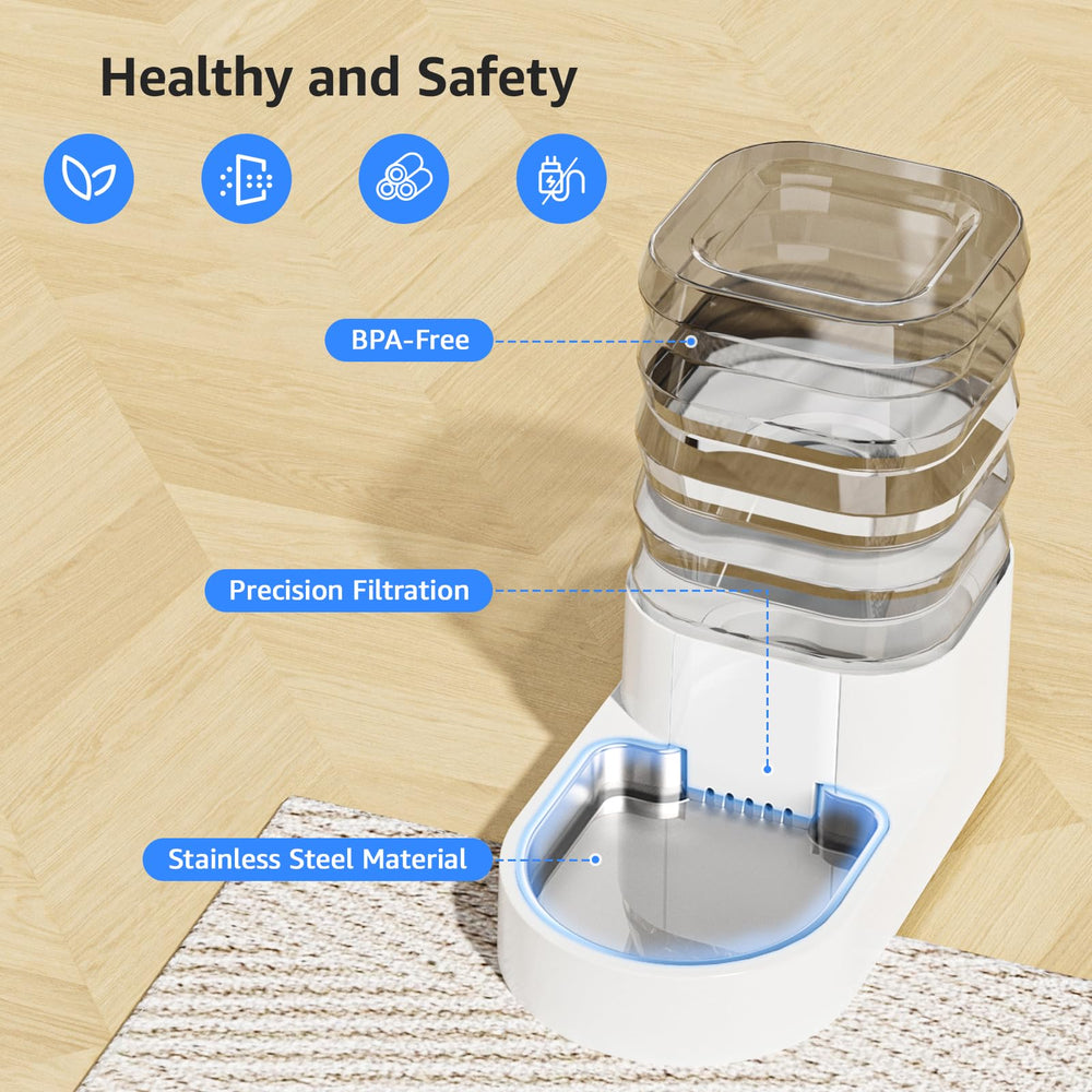 Ciconira split design makes cleaning the dispenser quick and thorough.