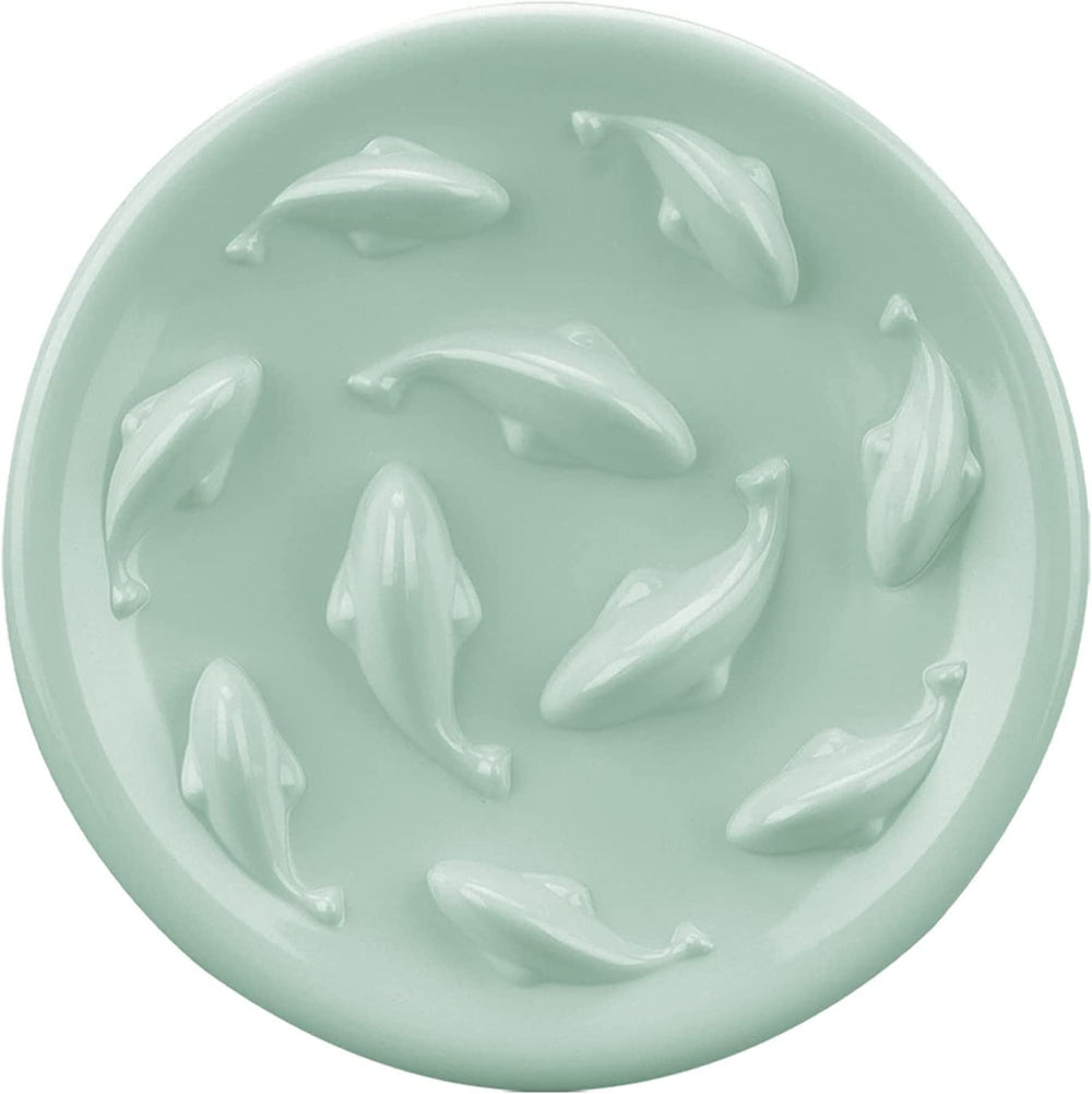Cilkus slow-feeder bowl green top view encourages slower eating for cats and small dogs.