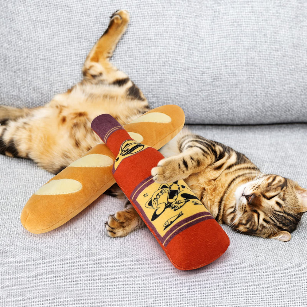 CiyvoLyeen catnip toy kitten nap shows comfort and companionship
