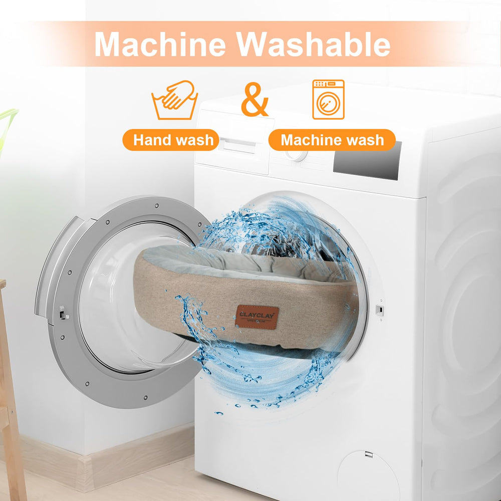 CLAYCLAY heated cat bed in use, cat enjoying warmth indoors