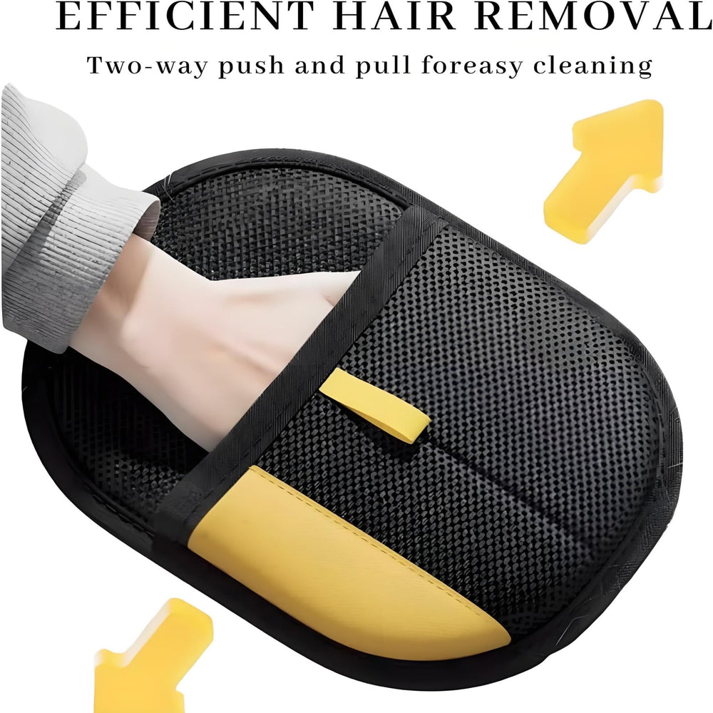 CLPCLP glove cleans car seats for quick pet hair removal.