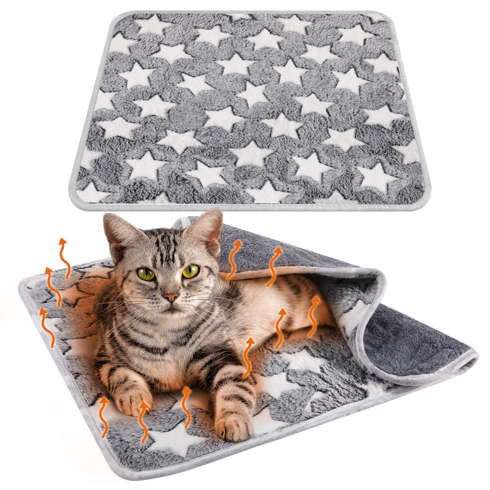 Clysee 2 Pcs Large Self-Warming Cat Pad with star pattern comforts pets on cold nights.
