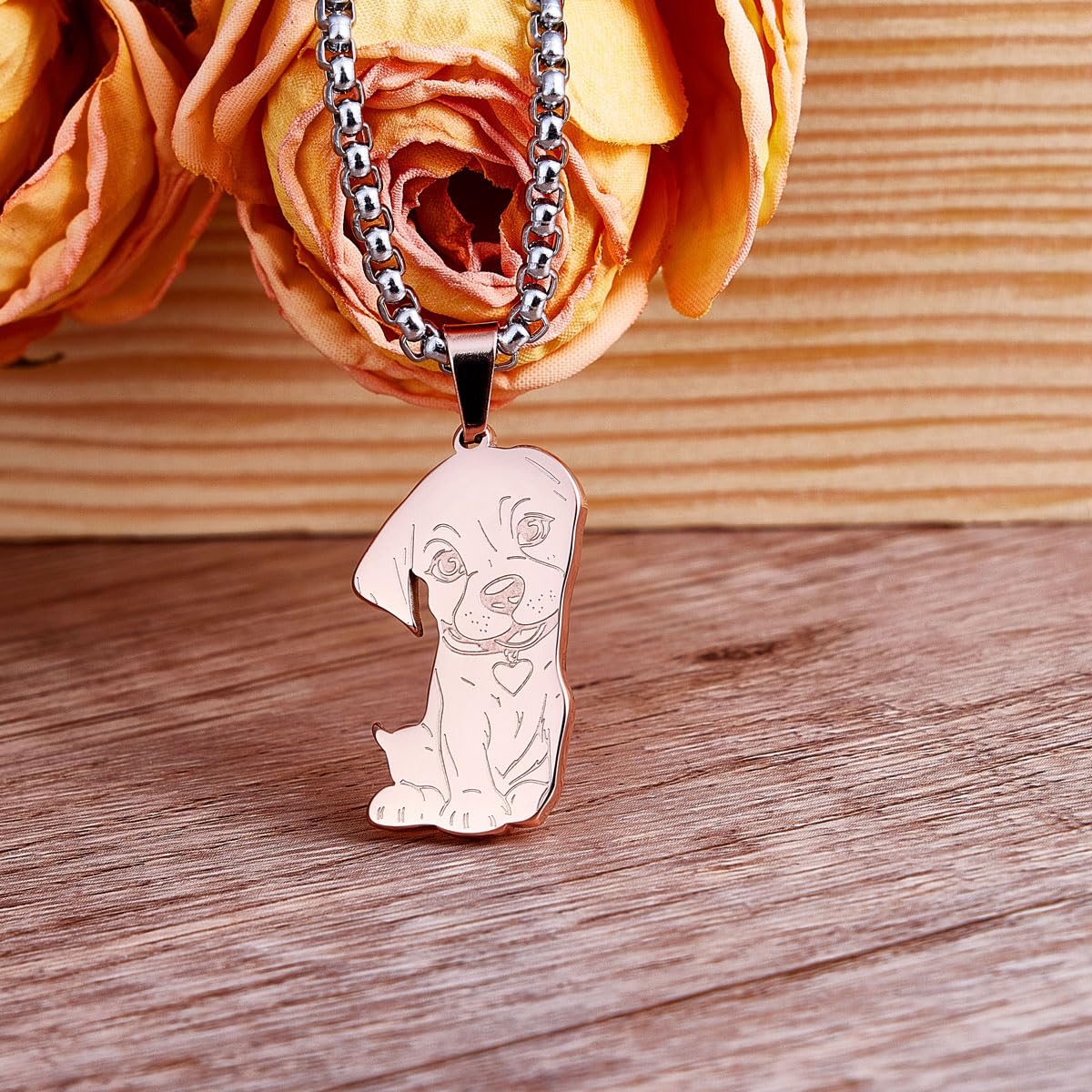Colentine dog necklace lobster clasp—secure fit for active daily wear.