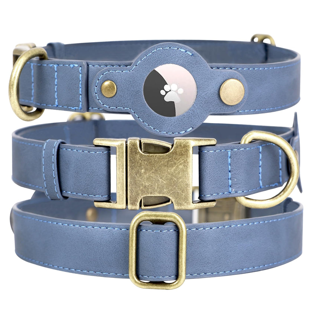 Comfluxe airtag-pocket-dog-collar demonstrates built-in holder for AirTag.