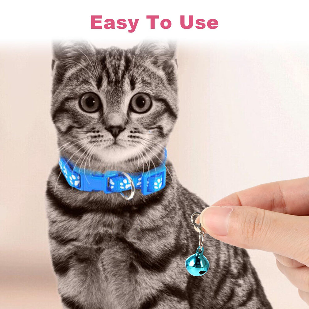 COMNICO cat bell on collar demonstrates easy visibility and jingling