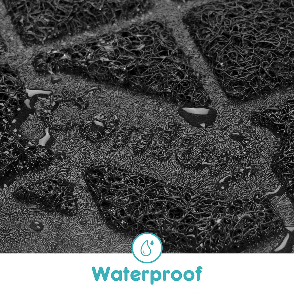 Conlun cat litter mat helps protect floors and surrounding space.