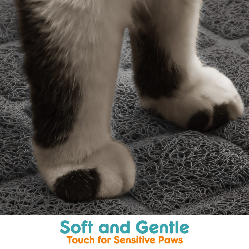 Conlun Cat Litter Mat waterproof surface resists spills and eases cleaning routine
