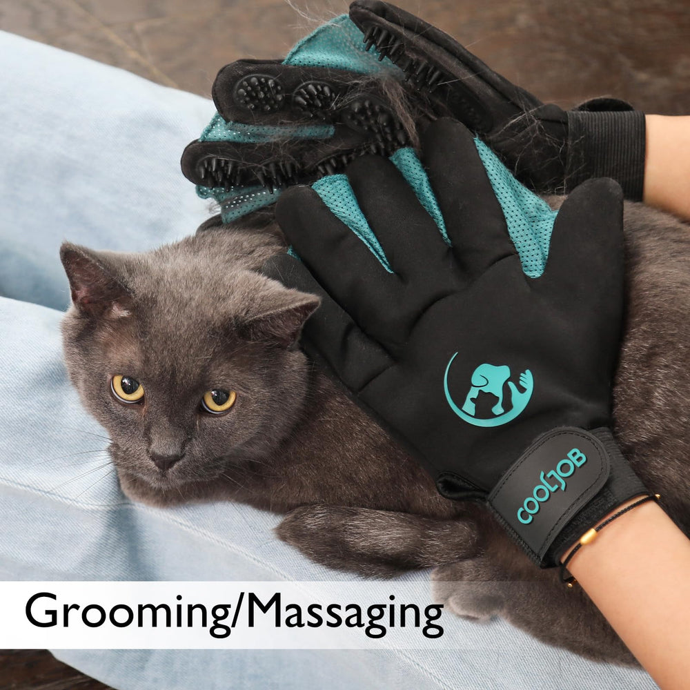 COOLJOB Glove shown versatile across dogs, cats, rabbits, and horses for all coats.