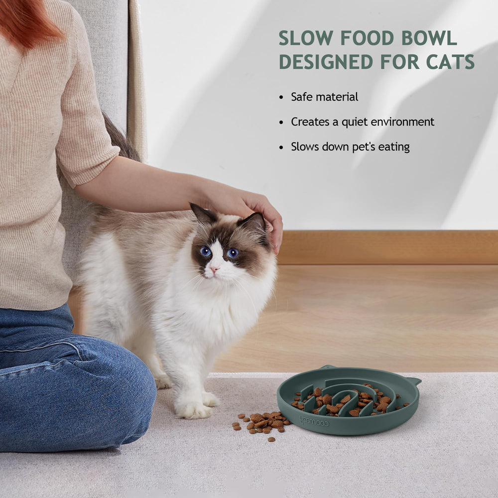 Coomazy anti-slip feature on dog bowl reduces mess during meals.