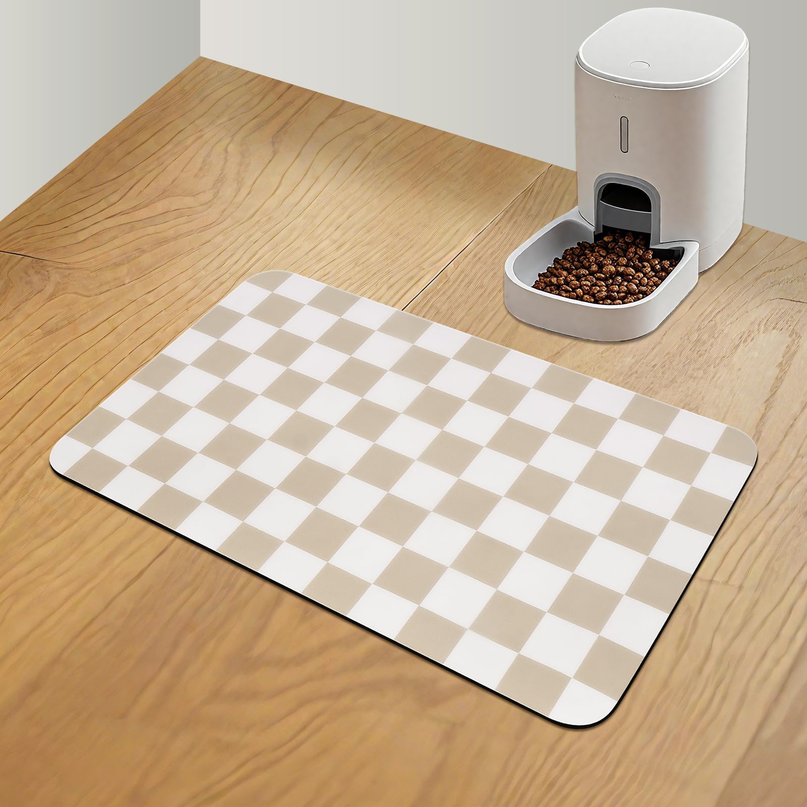 CooRug checkered dog food mat absorbs spills quickly to keep floors clean