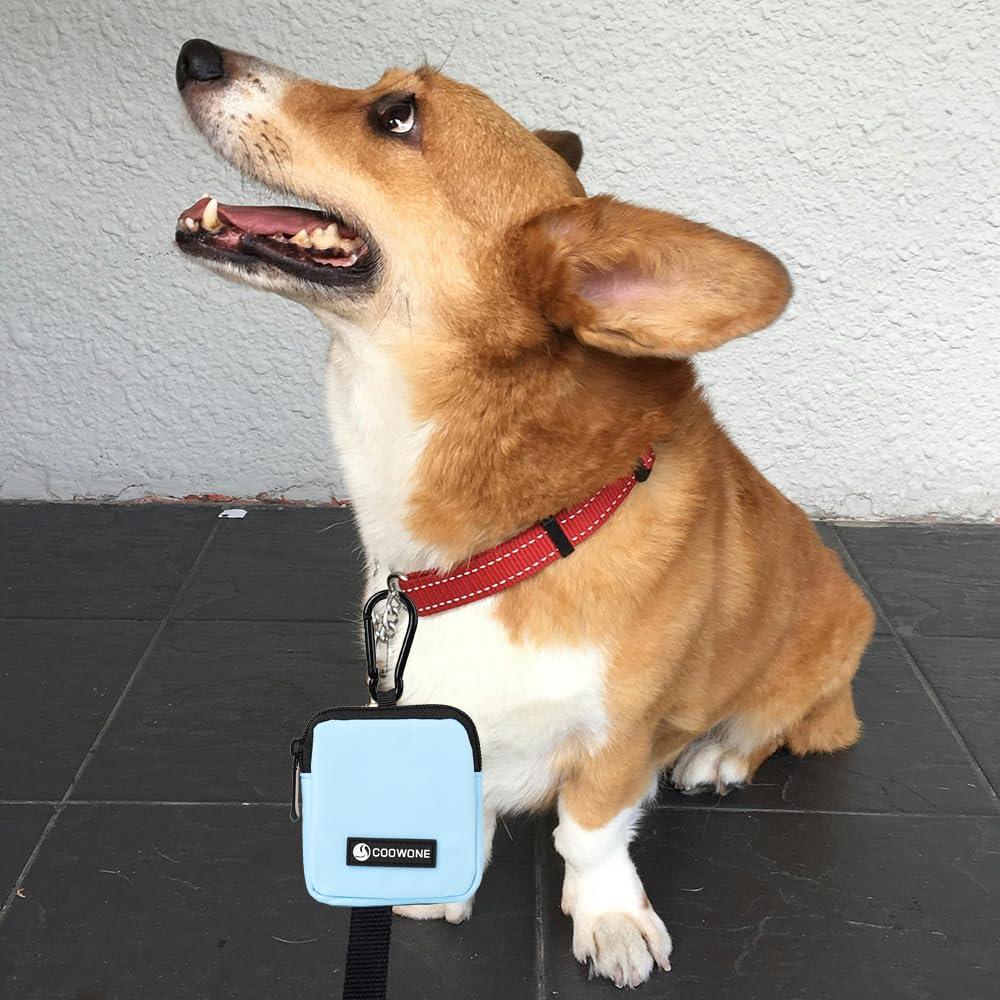 COOWONE dog treat pouch reinforced stitching for greater durability on daily walks