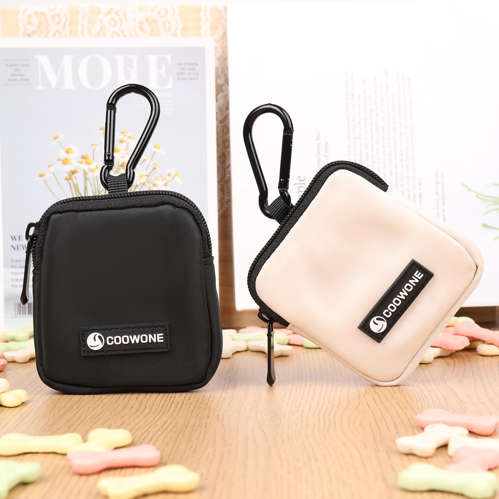 COOWONE dog treat pouch designed for one-handed use during quick rewards.