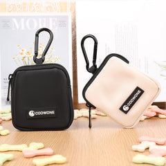 COOWONE dog treat pouch designed for one-handed use during quick rewards.