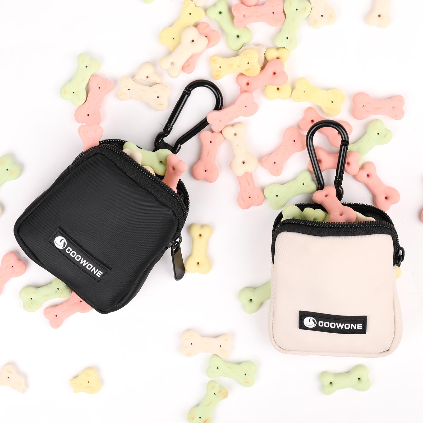 COOWONE dog treat pouch with metal zip closure prevents spills during training.