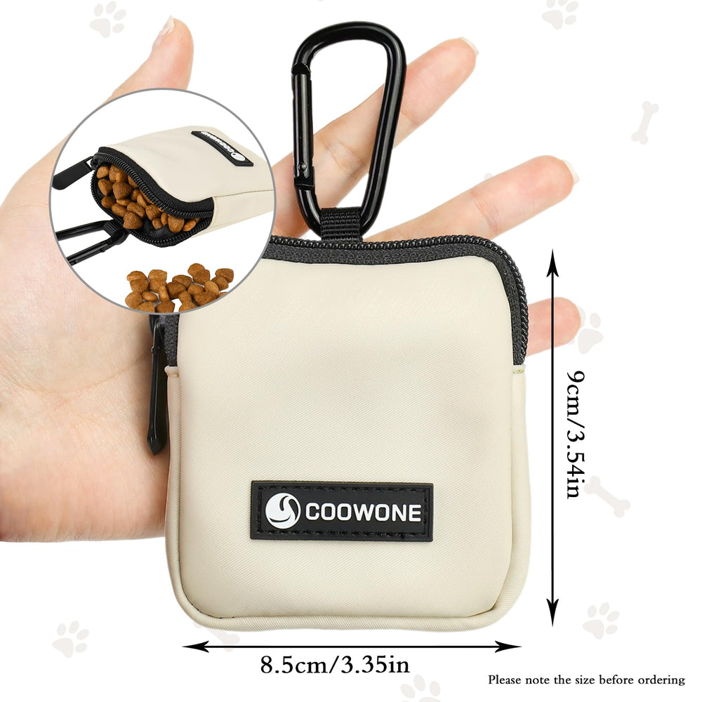 COOWONE lightweight training bag ready for jogs without adding bulk.