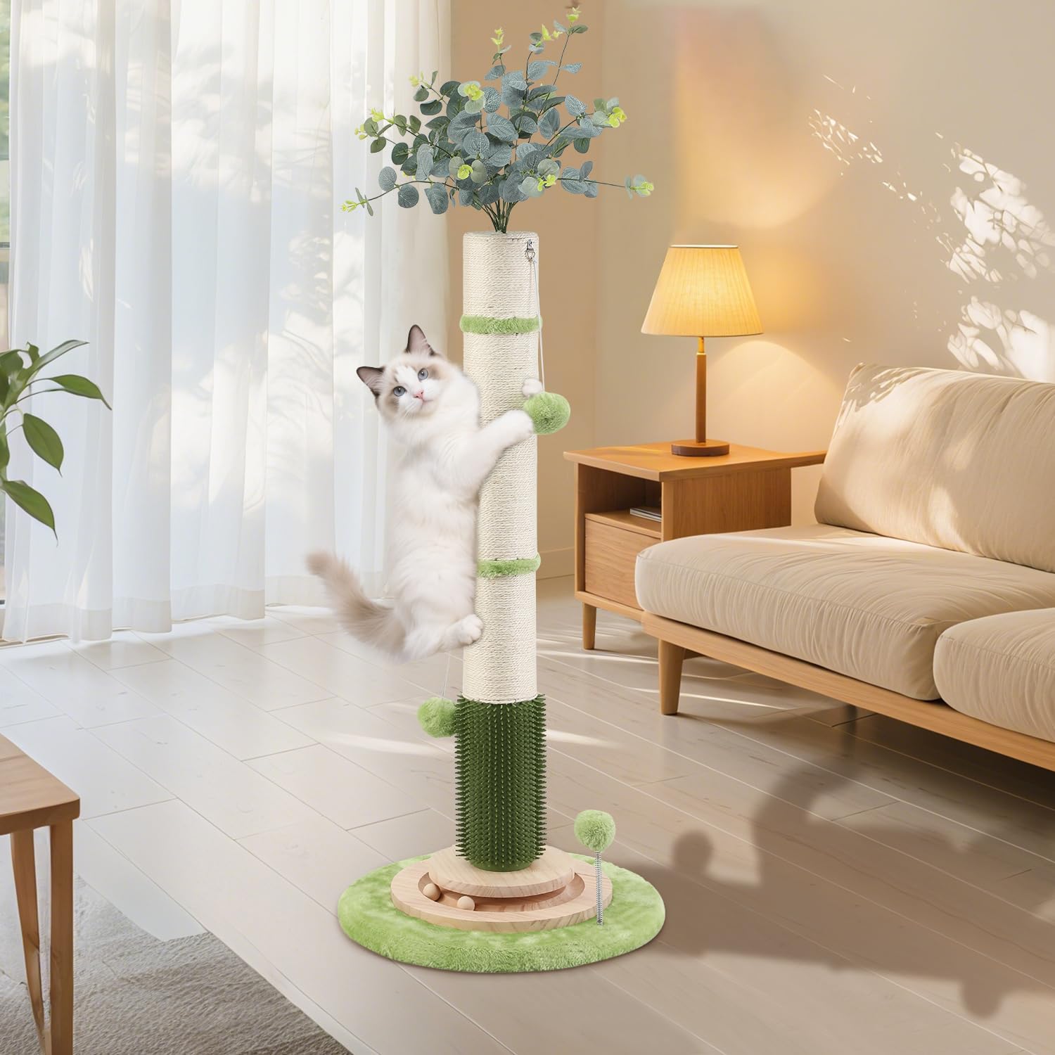 COUNER indoor cat using the scratching post for scratching and play.
