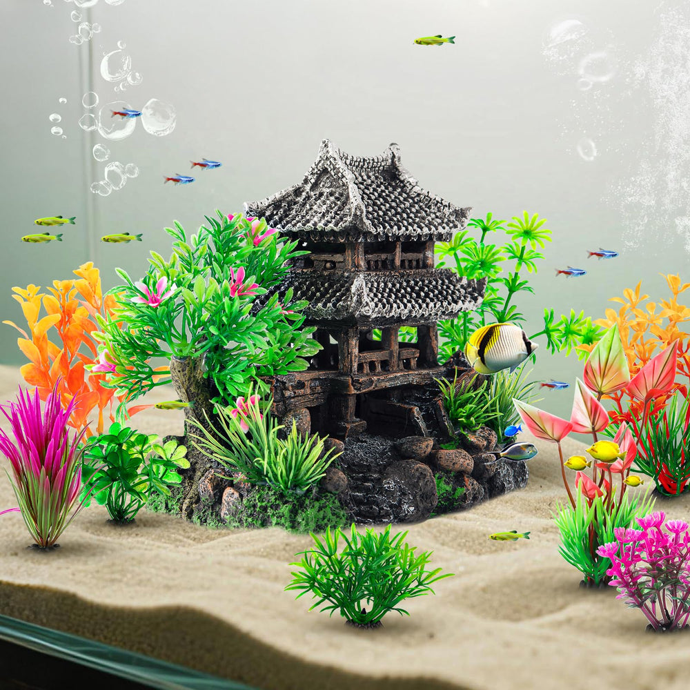CousDUoBe castle decorations emphasize stability, staying securely at tank bottom