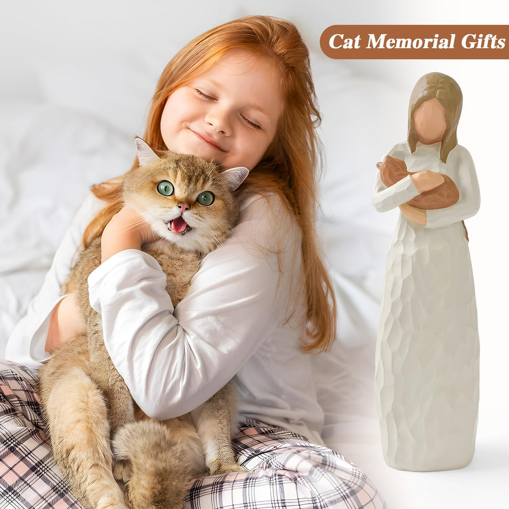 Cuayaes cat mom figurine carved gown—evokes friendship and comforting memories.