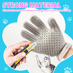 CuddleMallow glove massage view highlights 186 silicone columns for pet relaxation.